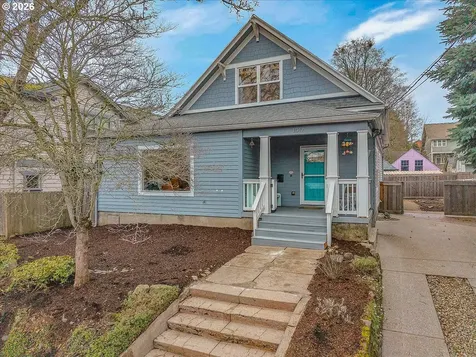1017 NE Skidmore Street Portland OR 97211