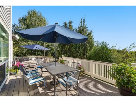 8730 NW Terraceview Court Portland OR 97229