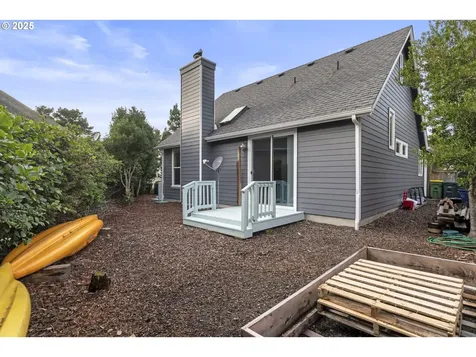 33 Mariners Lane Florence OR 97439