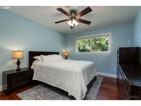 56503 Crest Drive Warren OR 97053