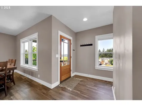 930 Kristen Way Cottage Grove OR 97424