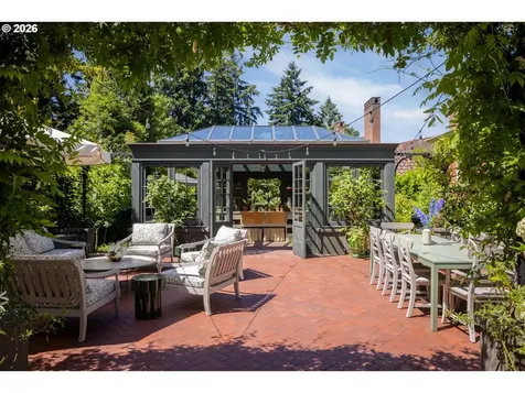 3360 SE Ankeny Street Portland OR 97214