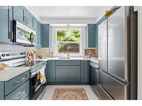 1200 NE 48th Avenue Portland OR 97213