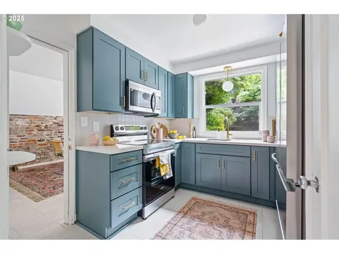 1200 NE 48th Avenue Portland OR 97213