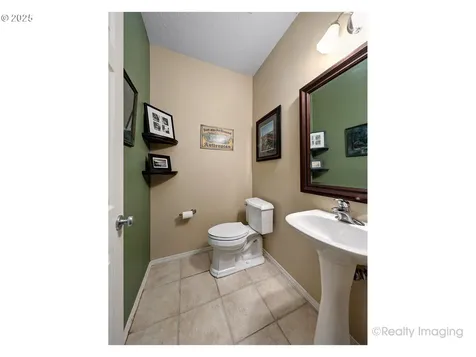 6055 NE Alder Street Hillsboro OR 97124