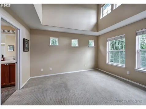 6055 NE Alder Street Hillsboro OR 97124