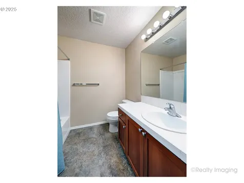 6055 NE Alder Street Hillsboro OR 97124
