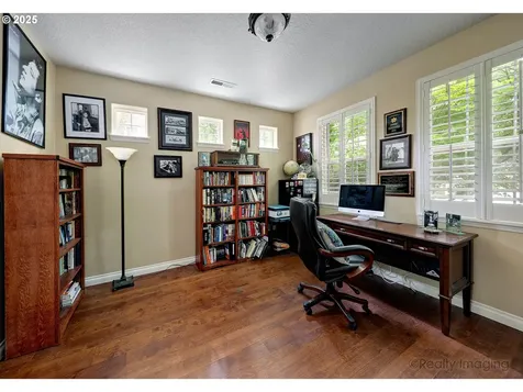 6055 NE Alder Street Hillsboro OR 97124