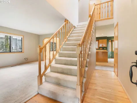 13143 Vermeer Drive Lake Oswego OR 97035