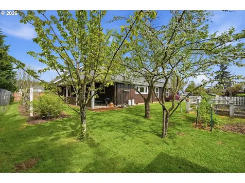 1153 Ash Street Dayton OR 97114
