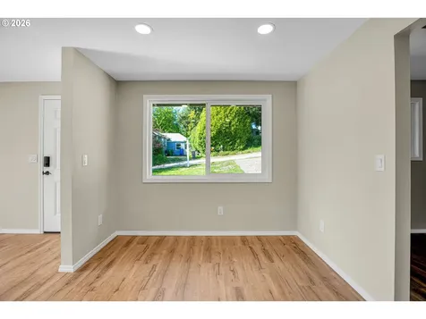 1822 SW Marigold Street Portland OR 97219