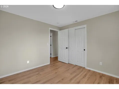 1822 SW Marigold Street Portland OR 97219