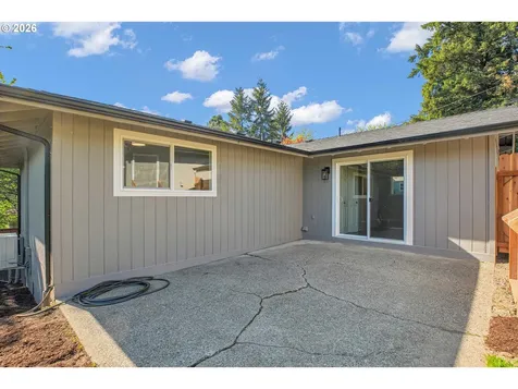 1822 SW Marigold Street Portland OR 97219