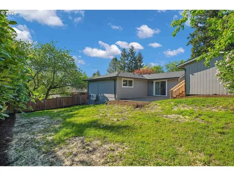 1822 SW Marigold Street Portland OR 97219