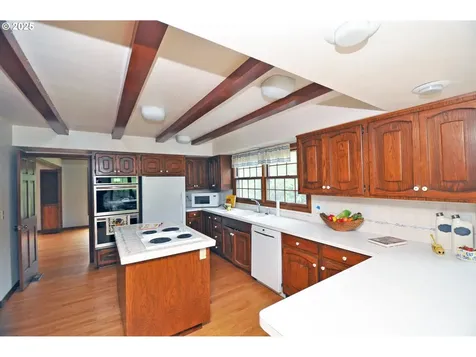 15207 S Forsythe Road Oregon City OR 97045