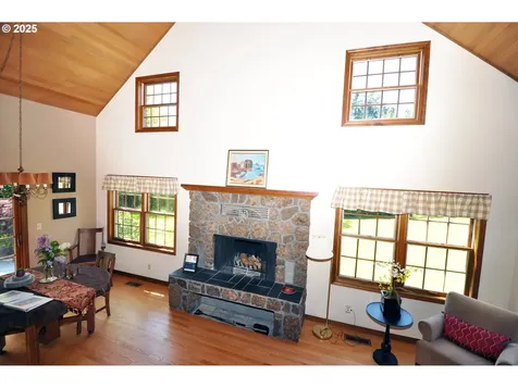 15207 S Forsythe Road Oregon City OR 97045