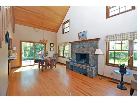 15207 S Forsythe Road Oregon City OR 97045