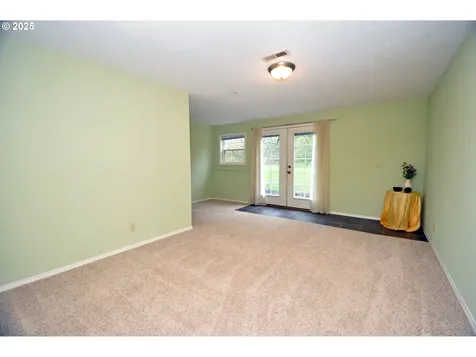 15207 S Forsythe Road Oregon City OR 97045