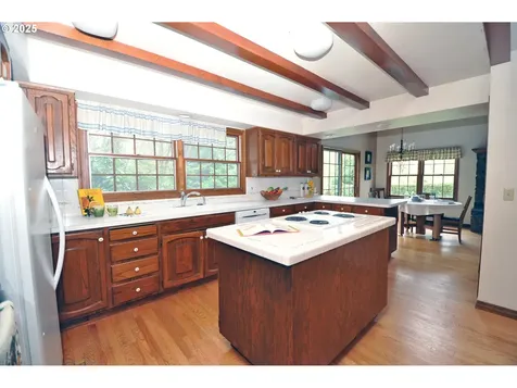 15207 S Forsythe Road Oregon City OR 97045