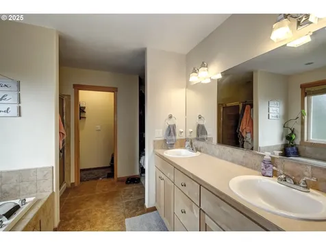 1502 22nd Avenue Forest Grove OR 97116
