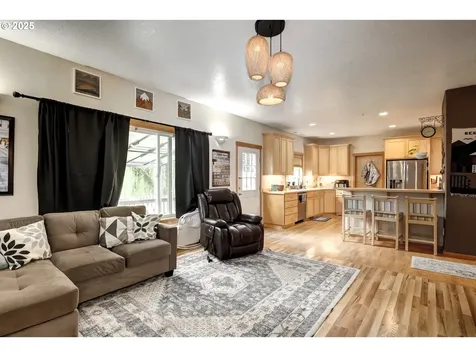 1502 22nd Avenue Forest Grove OR 97116