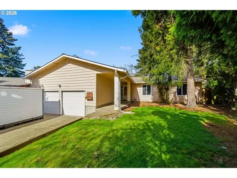 4725 SW 207th Court Beaverton OR 97078