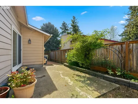 4725 SW 207th Court Beaverton OR 97078