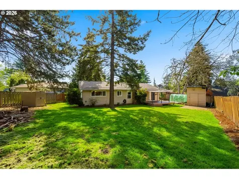 4725 SW 207th Court Beaverton OR 97078