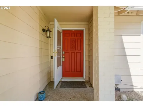 4725 SW 207th Court Beaverton OR 97078