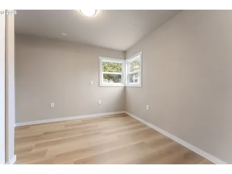 10200 SW Tigard Street Portland OR 97223