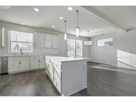 4718 SW Oscar Lane Beaverton OR 97005
