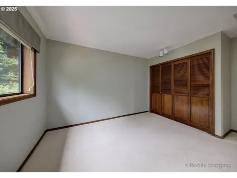 1928 Aztec Court West Linn OR 97068