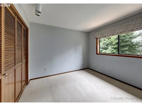1928 Aztec Court West Linn OR 97068