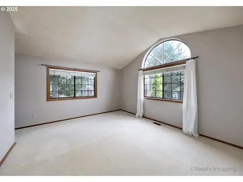 1928 Aztec Court West Linn OR 97068