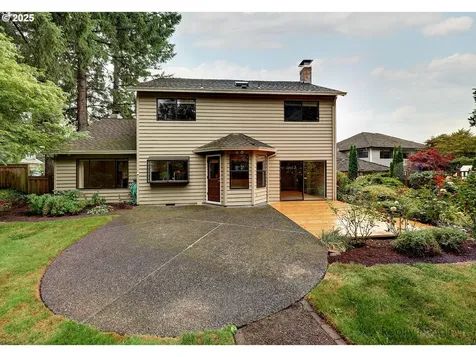 1928 Aztec Court West Linn OR 97068