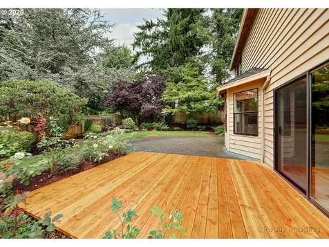 1928 Aztec Court West Linn OR 97068