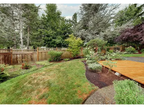 1928 Aztec Court West Linn OR 97068