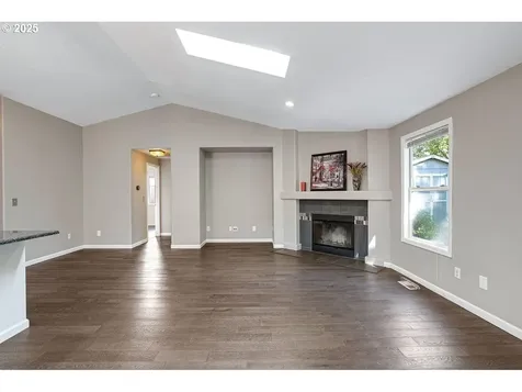 6738 SE Moscato Court Hillsboro OR 97123