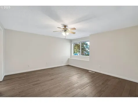 6738 SE Moscato Court Hillsboro OR 97123