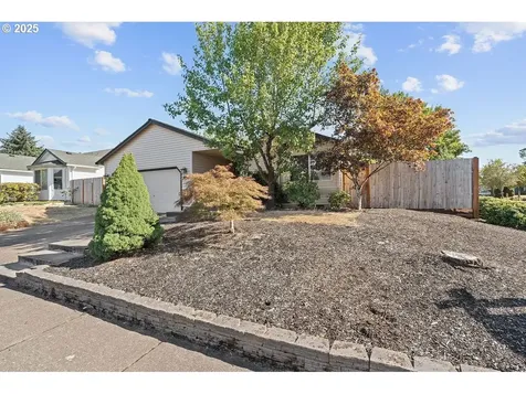 6738 SE Moscato Court Hillsboro OR 97123