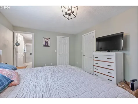 11702 NW 11th Court Vancouver WA 98685