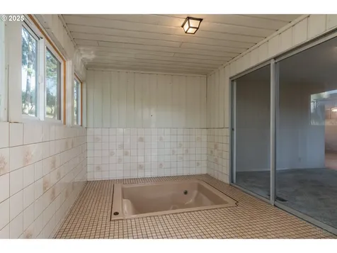 51475 Mountain View Road Scappoose OR 97056