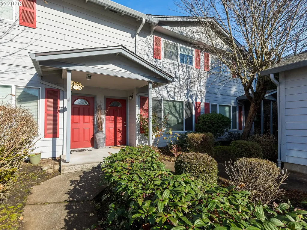 697 32nd Street Washougal WA 98671