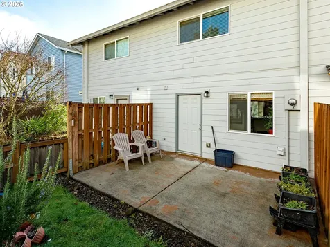 697 32nd Street Washougal WA 98671