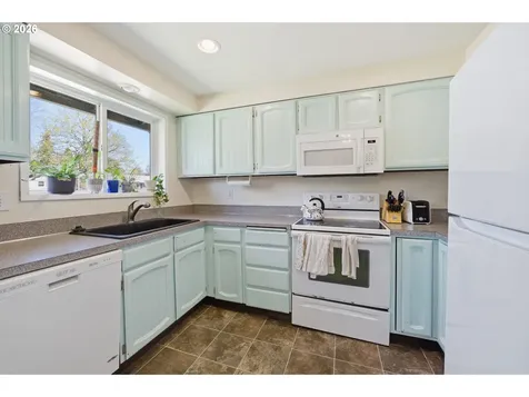 560 SE Border Lane Mcminnville OR 97128