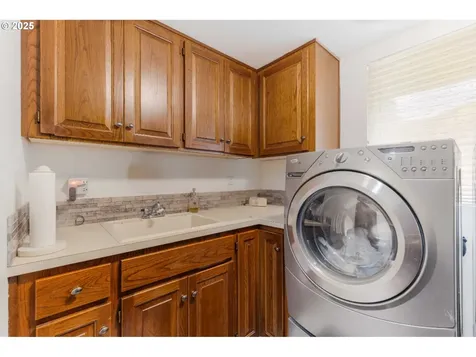 2423 NE 153rd Place Portland OR 97230