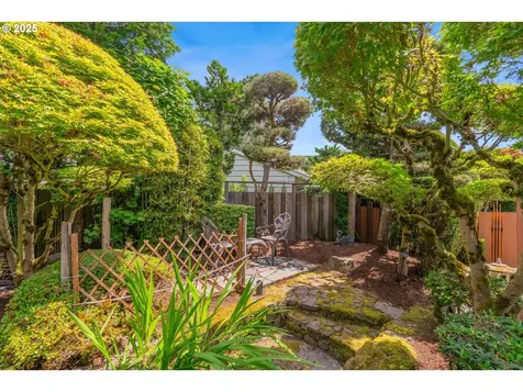 2423 NE 153rd Place Portland OR 97230