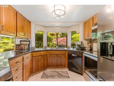 2423 NE 153rd Place Portland OR 97230