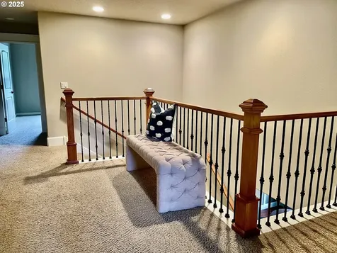 7102 SW 78th Avenue Portland OR 97223