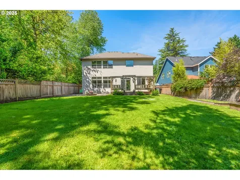 7102 SW 78th Avenue Portland OR 97223